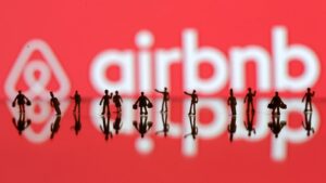 airbnb-people-logo-e1466198050263