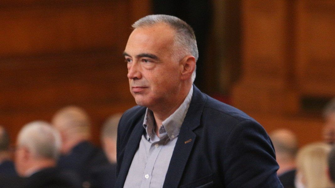 антон кутев