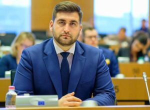 Andrey-Novakov-EP-640x469
