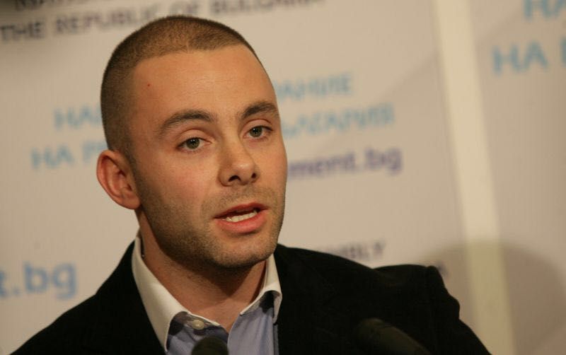 александър ненков