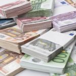 Мистерия на летището в Букурещ: 700 000 евро изчезнаха, в чантата останаха хартия и една банкнота