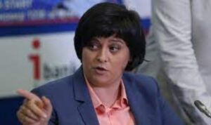 diana-rusinova-edni-hora-zabogataha-a-narodat-gine-po-patishtata-1
