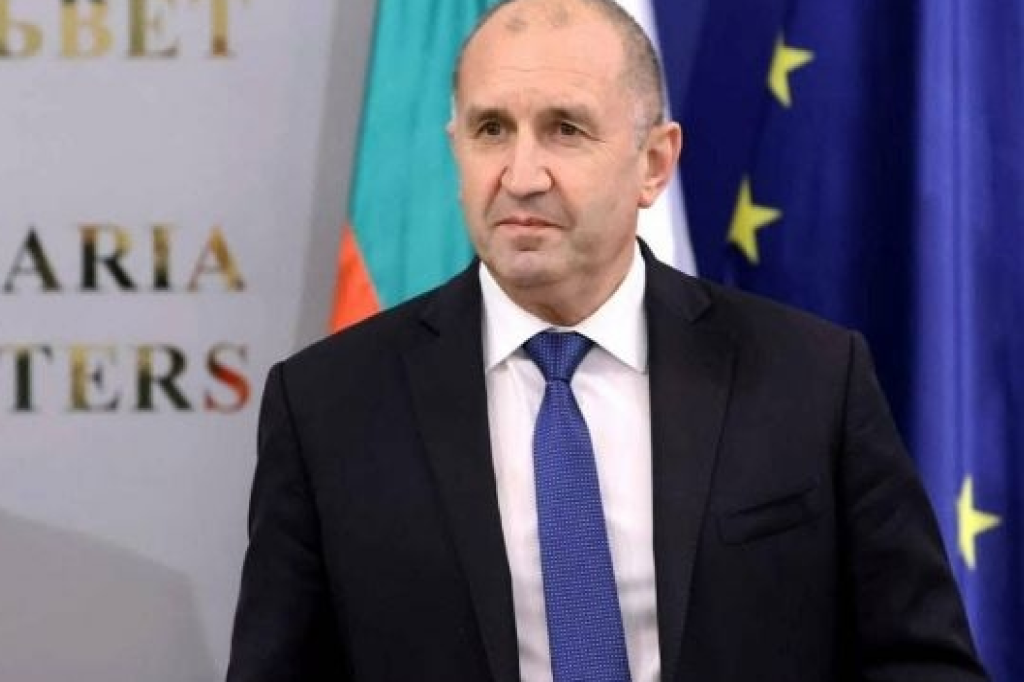 радев р